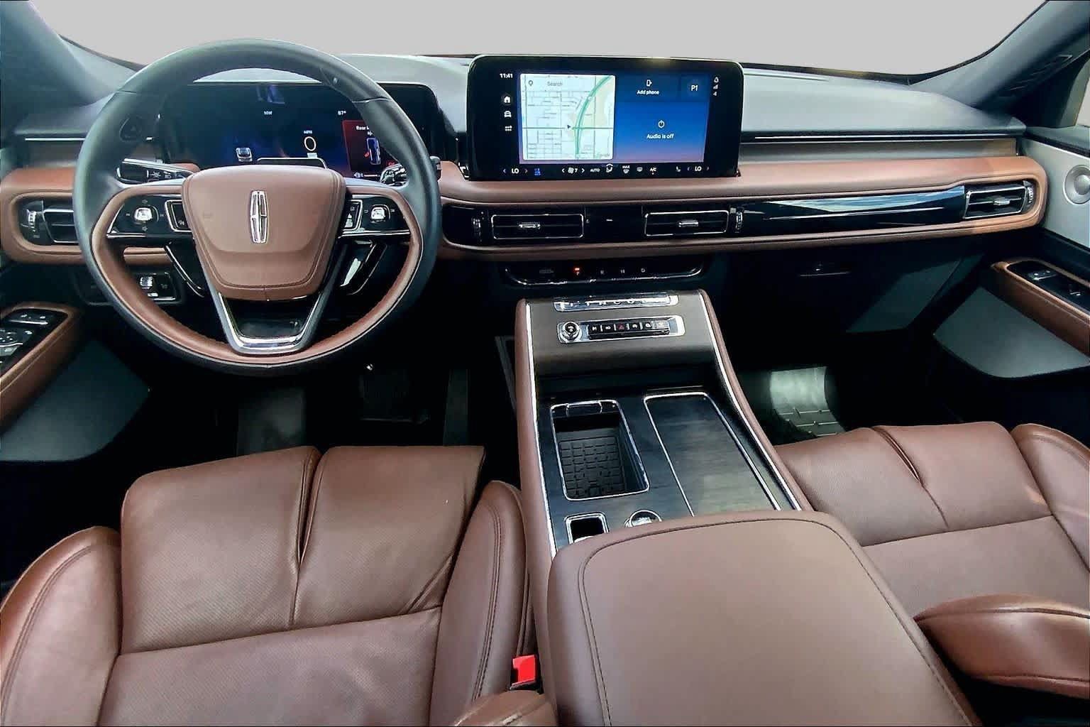 Certified 2025 Lincoln Aviator Reserve w/ Equipment Group 201A AWD/4WD image 16
