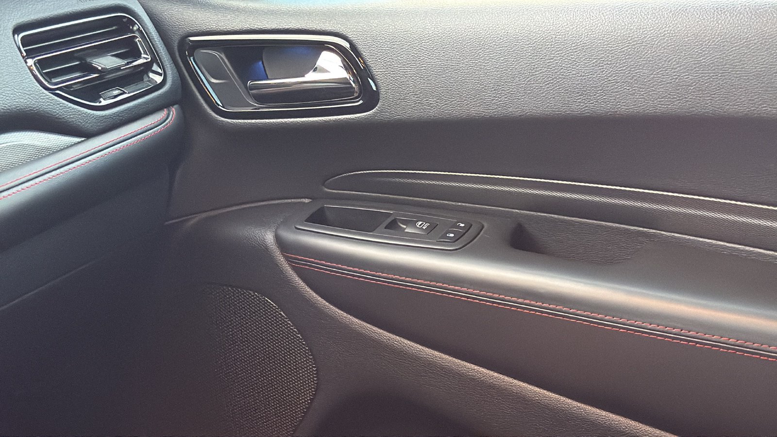Used 2023 Dodge Durango GT RWD image 23