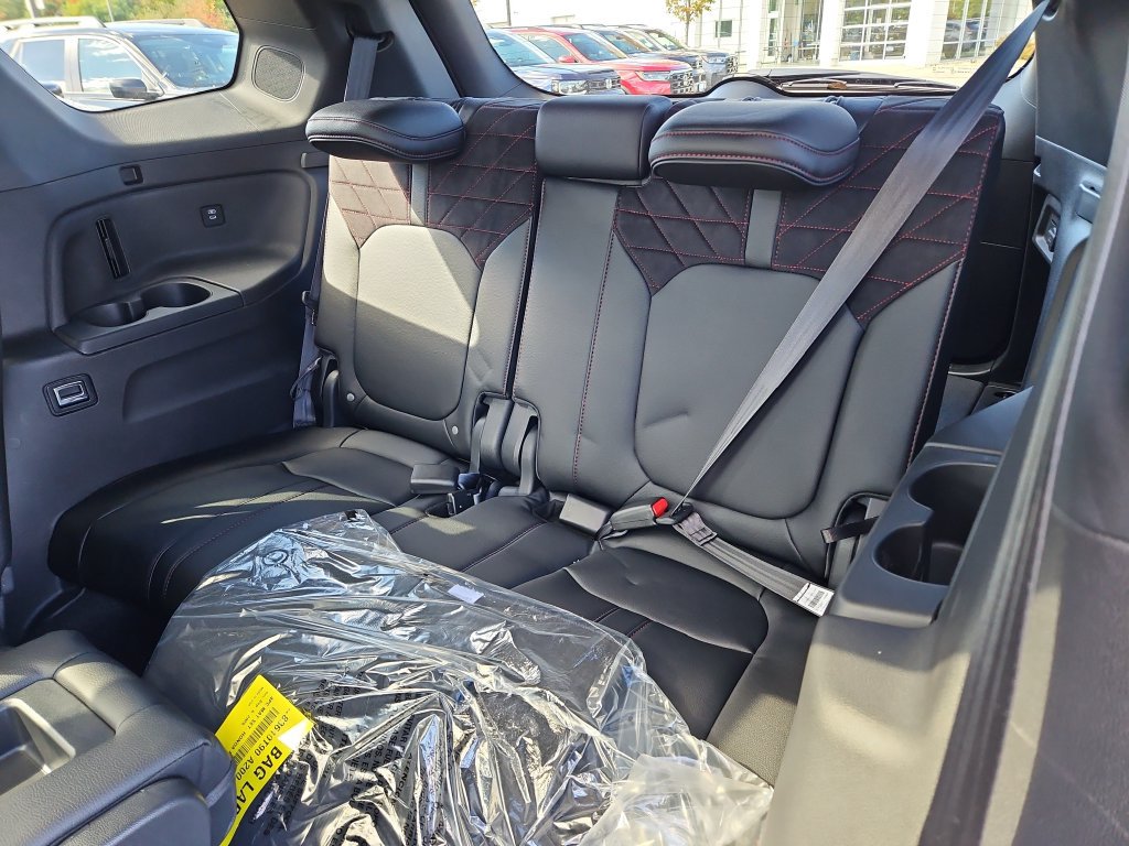 New 2026 Honda Pilot Black Edition image 25