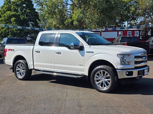Used 2017 Ford F150 Lariat w/ Equipment Group 502A Luxury AWD/4WD image 3