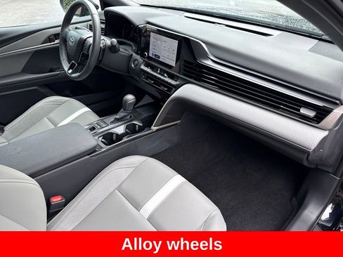 Used 2026 Toyota Camry SE FWD image 11