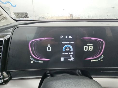 Used 2023 Kia Sportage EX image 34