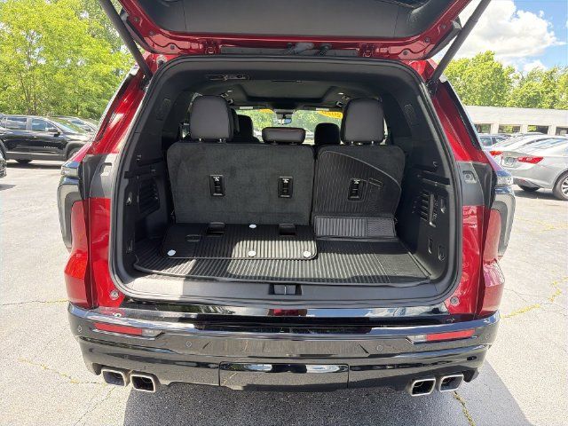 Certified 2026 Chevrolet Traverse RS w/ LPO, Floor Liner Package AWD/4WD image 16