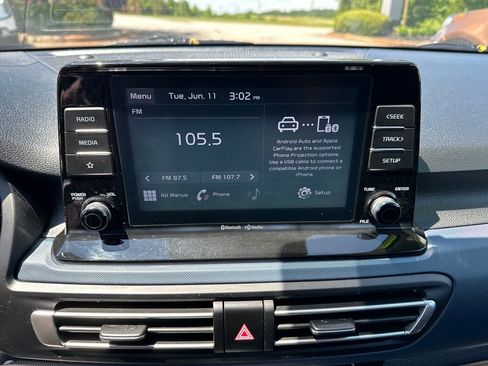 Used 2021 Kia Seltos S FWD image 11