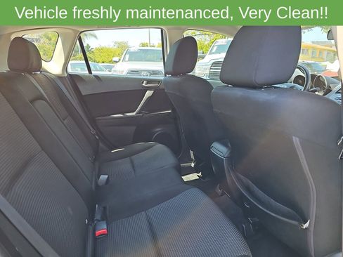 Used 2012 MAZDA MAZDA3 i Touring FWD image 11