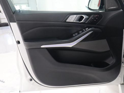 Used 2020 BMW X7 M50i AWD/4WD image 13