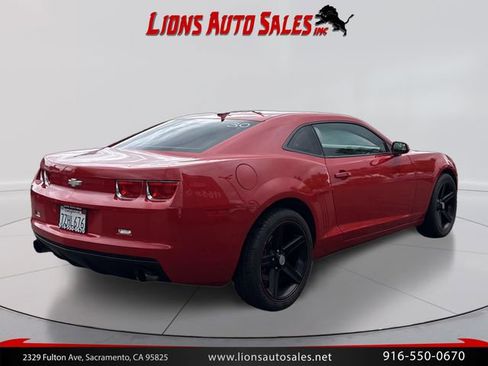 Used 2010 Chevrolet Camaro LT RWD image 5