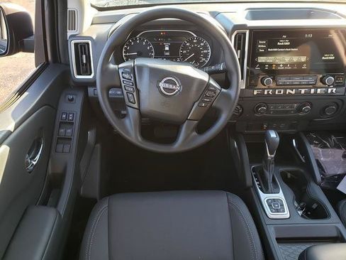 New 2026 Nissan Frontier SV w/ Tow Package AWD/4WD image 17