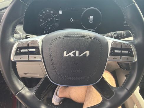 Used 2023 Kia Telluride SX FWD image 11
