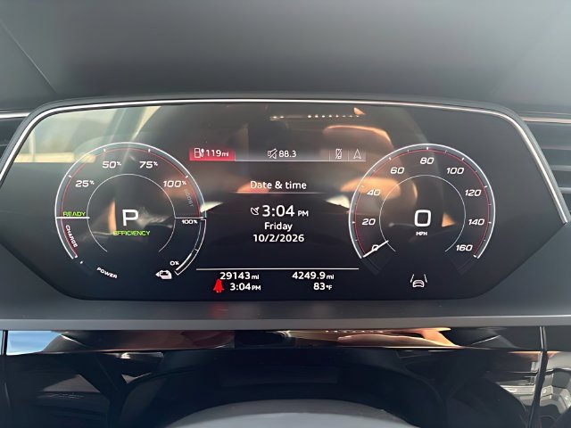 Used 2024 Audi Q8 e-tron Premium Plus AWD/4WD image 22