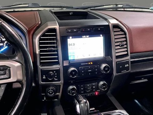 Used 2018 Ford F150 Platinum w/ Equipment Group 701A Luxury AWD/4WD image 32