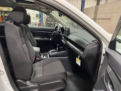 Used 2024 Honda CR-V EX image 24