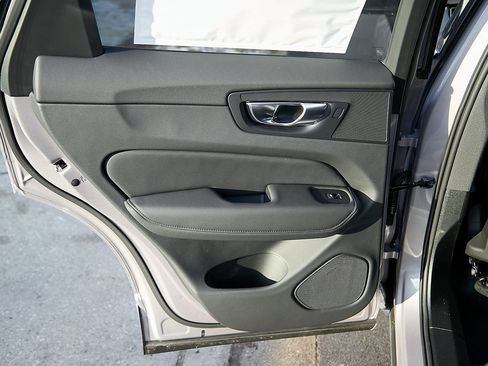 New 2026 Volvo XC60 B5 Plus w/ Protection Package Premier image 19