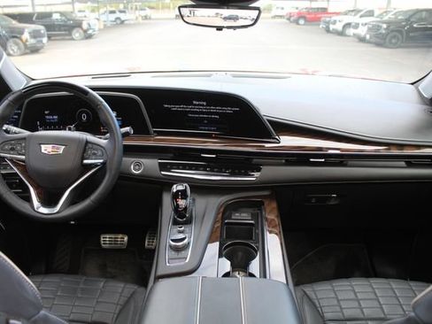 Used 2023 Cadillac Escalade Premium Luxury Platinum AWD/4WD image 24