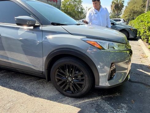 Used 2024 Nissan Kicks SV FWD image 5