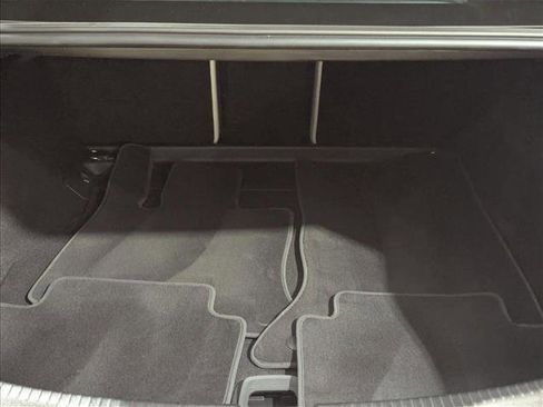 Used 2025 Mercedes-Benz C 300 4MATIC Sedan image 6