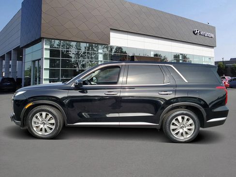 Certified 2023 Hyundai Palisade SE w/ Cargo Package image 4