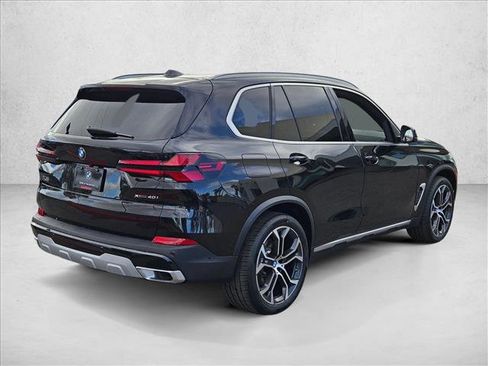 New 2026 BMW X5 xDrive40i image 2