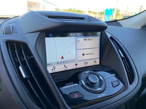 Used 2018 Ford Escape Titanium AWD/4WD image 23