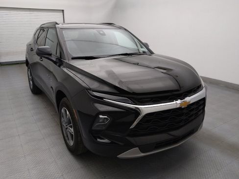 Used 2024 Chevrolet Blazer LT w/ Convenience Package FWD image 13