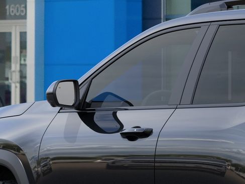 New 2026 Chevrolet Equinox ACTIV w/ Safety and Technology Package AWD/4WD image 36