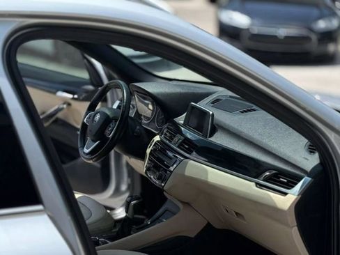 Used 2017 BMW X1 xDrive28i image 13