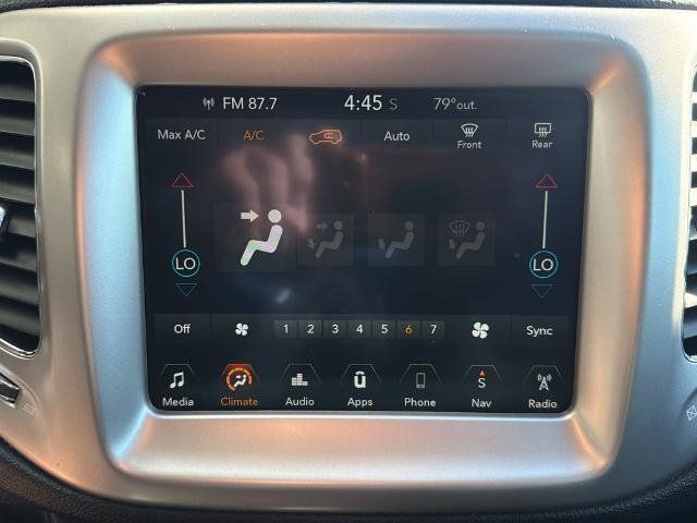 Used 2017 Jeep Compass Latitude w/ Popular Equipment Group FWD image 27