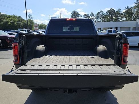 Used 2025 RAM 2500 Big Horn AWD/4WD image 13