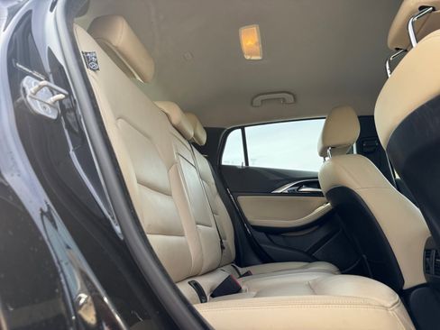 Used 2018 INFINITI QX30 Luxury w/ Cargo Package image 18