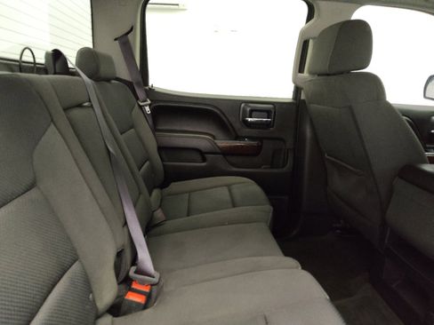 Used 2017 GMC Sierra 1500 SLE w/ SLE Value Package image 19