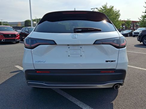 Certified 2024 Honda HR-V Sport image 6