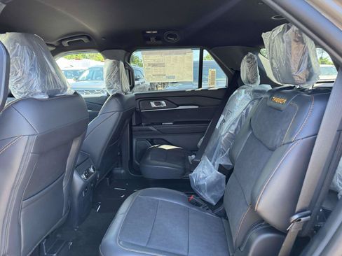 New 2026 Ford Explorer Tremor w/ Tremor Convenience Package AWD/4WD image 10