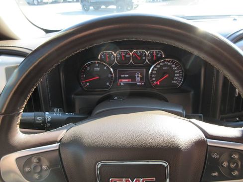 Used 2014 GMC Sierra 1500 SLT w/ Suspension Package, Off-Road AWD/4WD image 29