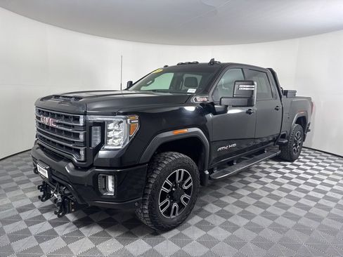 Used 2020 GMC Sierra 2500 AT4 w/ AT4 Premium Package image 5