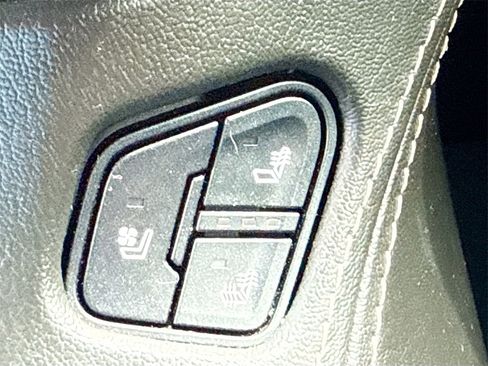 Used 2019 GMC Yukon XL Denali w/ Denali Ultimate Package image 21