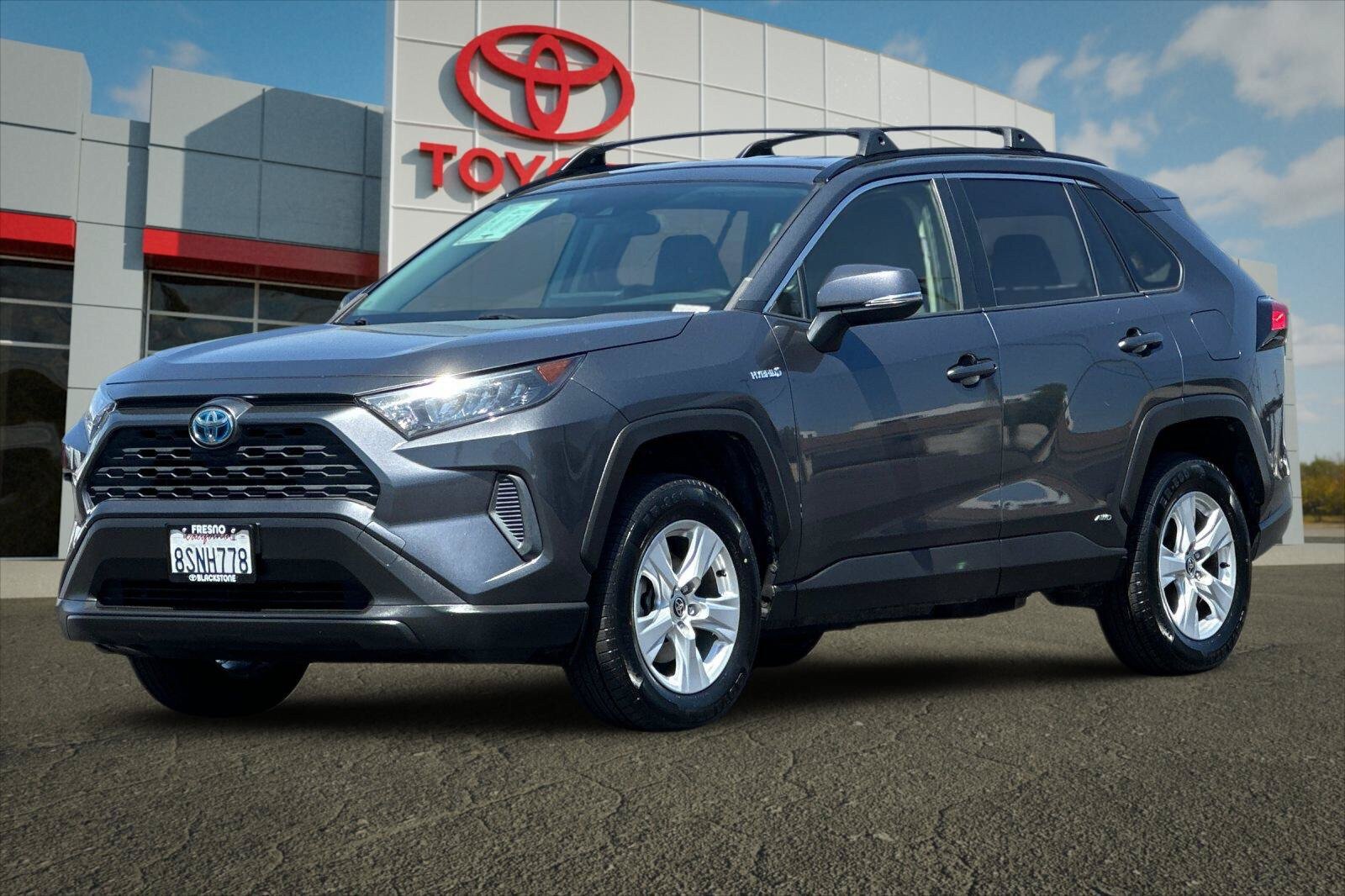 Certified 2020 Toyota RAV4 LE AWD/4WD image 7