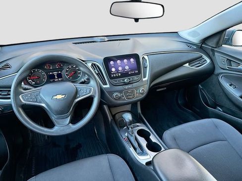 Used 2022 Chevrolet Malibu LS image 23