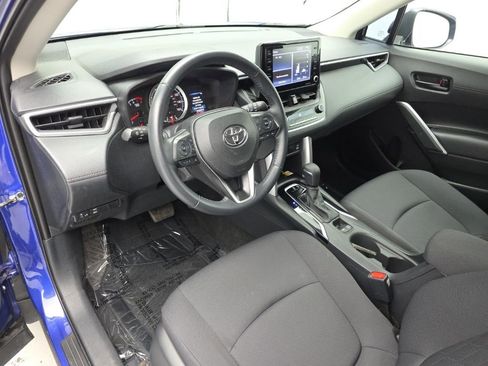 Used 2022 Toyota Corolla Cross LE w/ Moonroof Package image 15