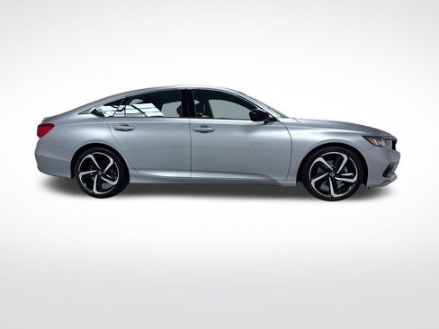 Used 2021 Honda Accord Sport image 10