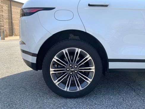 Used 2024 Land Rover Range Rover Evoque S image 12