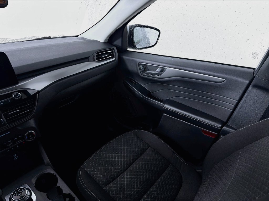 Used 2023 Ford Escape Active AWD/4WD image 22