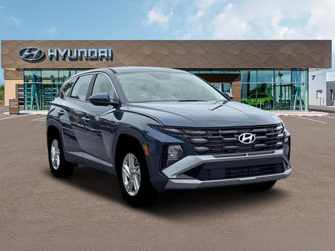 New 2026 Hyundai Tucson SE image 11