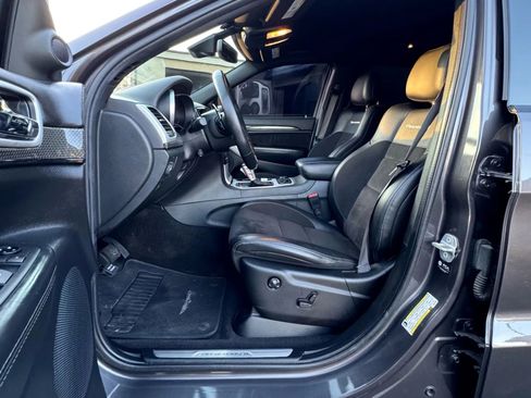 Used 2021 Jeep Grand Cherokee Trackhawk w/ Trailer Tow Group IV image 4