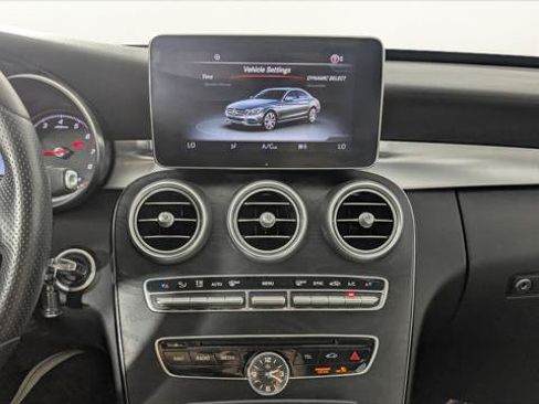 Used 2016 Mercedes-Benz C 300 4MATIC Sedan image 24