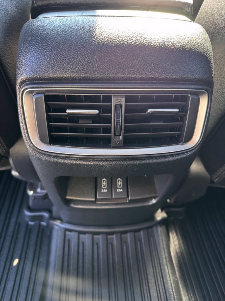 Used 2021 Honda CR-V Touring image 17
