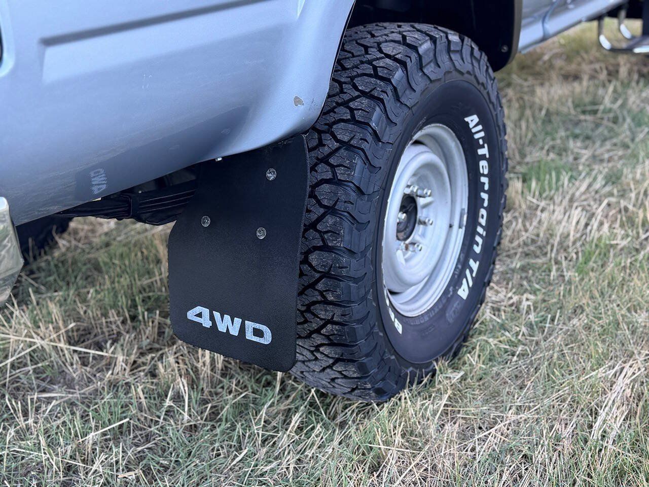 Used 1990 Toyota Pickup Deluxe AWD/4WD image 35