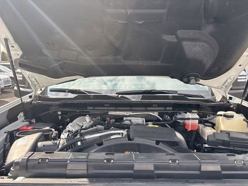 Used 2021 Chevrolet Silverado 3500 LTZ w/ LTZ Convenience Package image 33