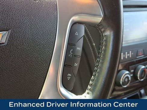 Used 2017 Chevrolet Traverse LT w/ Style and Technology Package AWD/4WD image 8