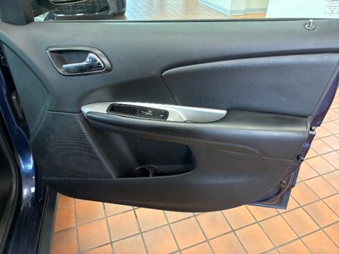 Used 2019 Dodge Journey SE w/ Connectivity Group image 23