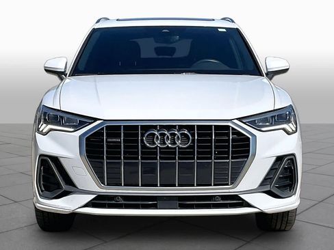 Used 2023 Audi Q3 2.0T Premium w/ Convenience Package AWD/4WD image 4